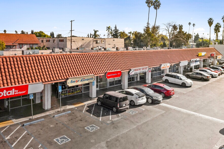 More Photos Of 1700-1732 S Western Ave, Los Angeles General Retail For Lease