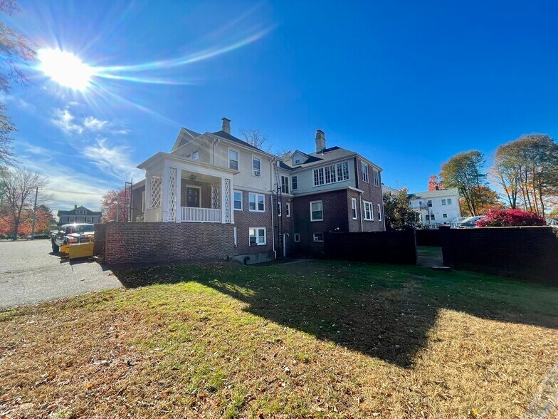 More Photos Of 445 S Main St, Haverhill Apartments For Sale