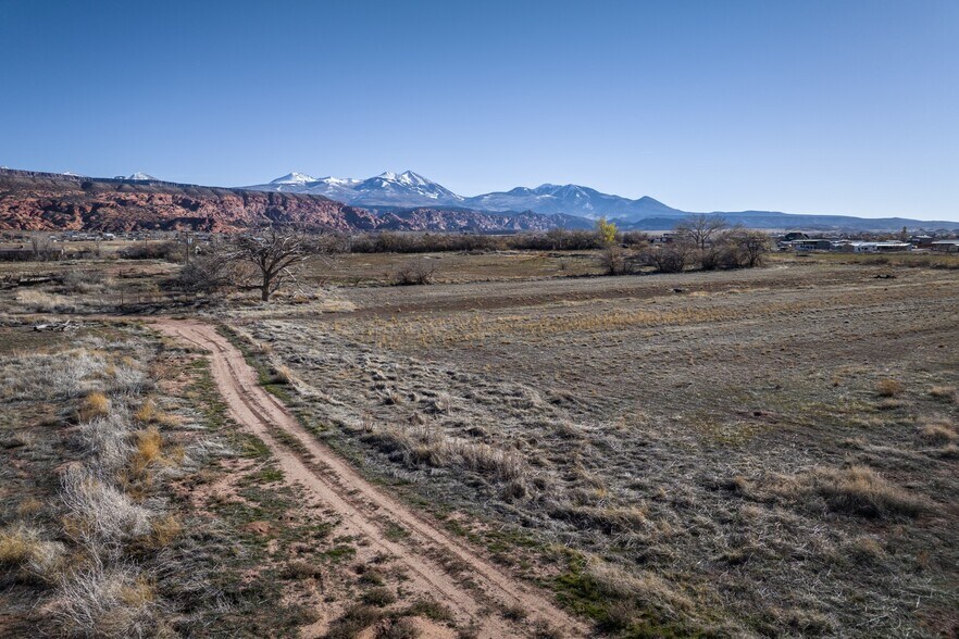 More Photos Of 35 Acres West Coronado, Moab Land For Sale