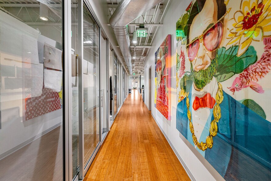 More Photos Of 125 W Central Ave, Bentonville Office For Sale