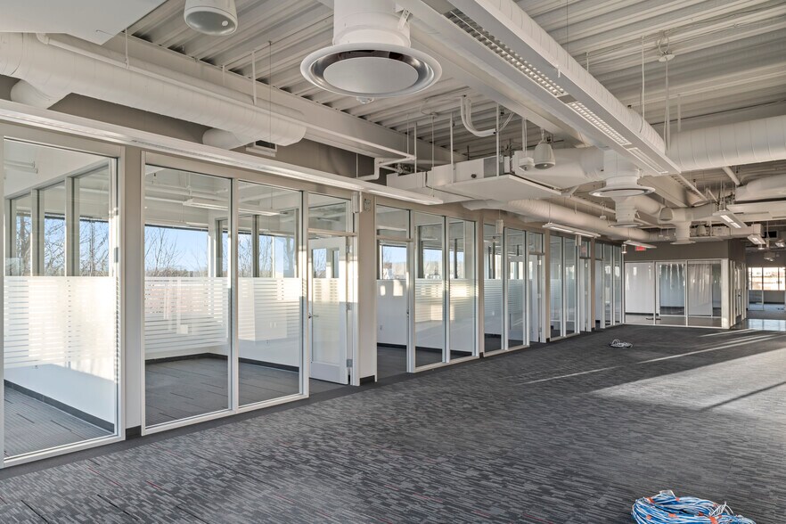 More Photos Of 10718 Richmond Hwy, Lorton Office For Lease