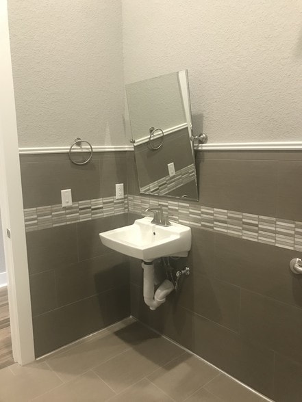 More Photos Of 5899 Preston Rd, Frisco Office For Sale