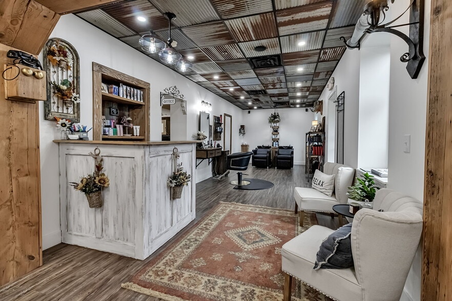 More Photos Of 2-85 Bristol Ln, Ellicottville General Retail For Lease