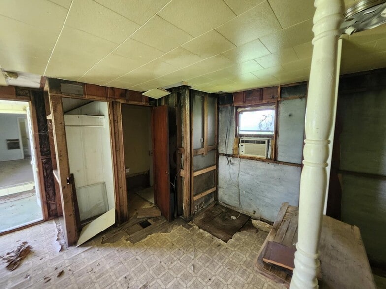 More Photos Of 1303 US-63, Cabool Apartments For Sale