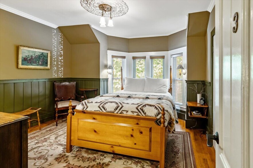 More Photos Of 241 Main St, Montgomery Center Hospitality For Sale