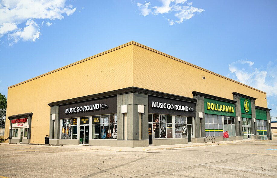 More Photos Of 1295 Pembina Hwy, Winnipeg Freestanding For Lease