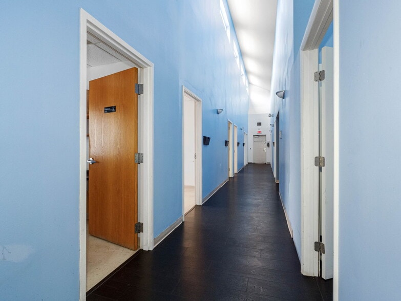 More Photos Of , Tampa Office For Sale