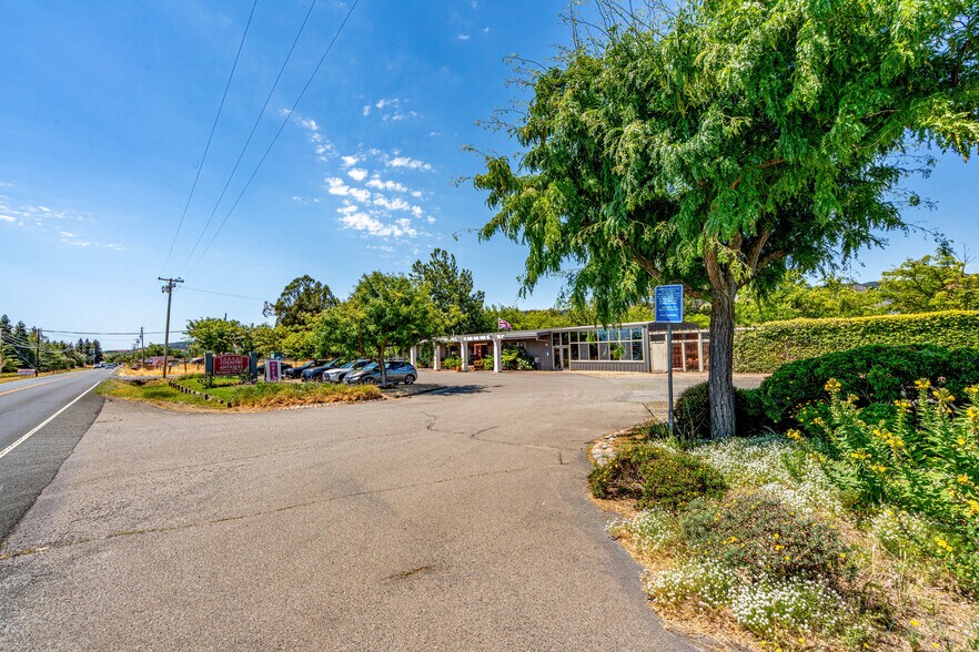 More Photos Of 23999 Arnold Dr, Sonoma Storefront Retail Office For Sale