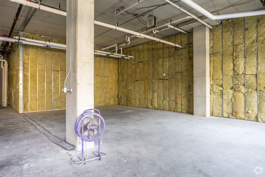 More Photos Of 265 E State St, Columbus Apartments For Lease