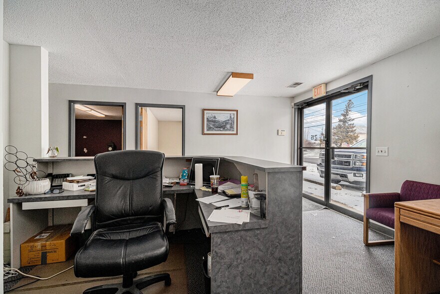 More Photos Of 715 Kingsbury St, Maumee Warehouse For Sale