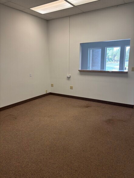 More Photos Of 401 Virginia St, New Meadows General Retail For Sale