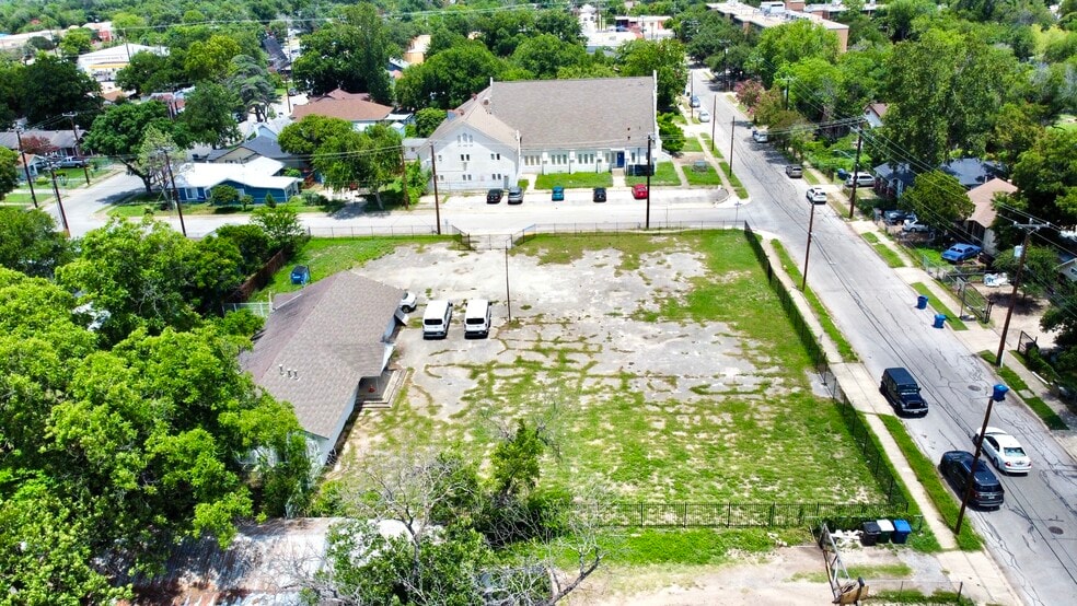 More Photos Of 507 E Mayfield Blvd, San Antonio Religious Facility For Sale