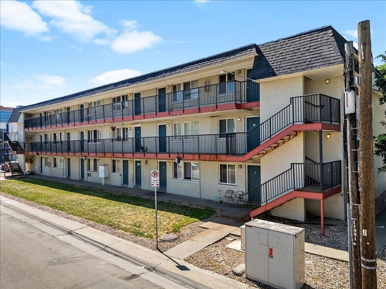 More Photos Of 11948 E 17th Ave, Aurora Apartments For Sale