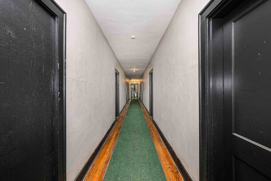 More Photos Of , Kansas City Multifamily For Sale