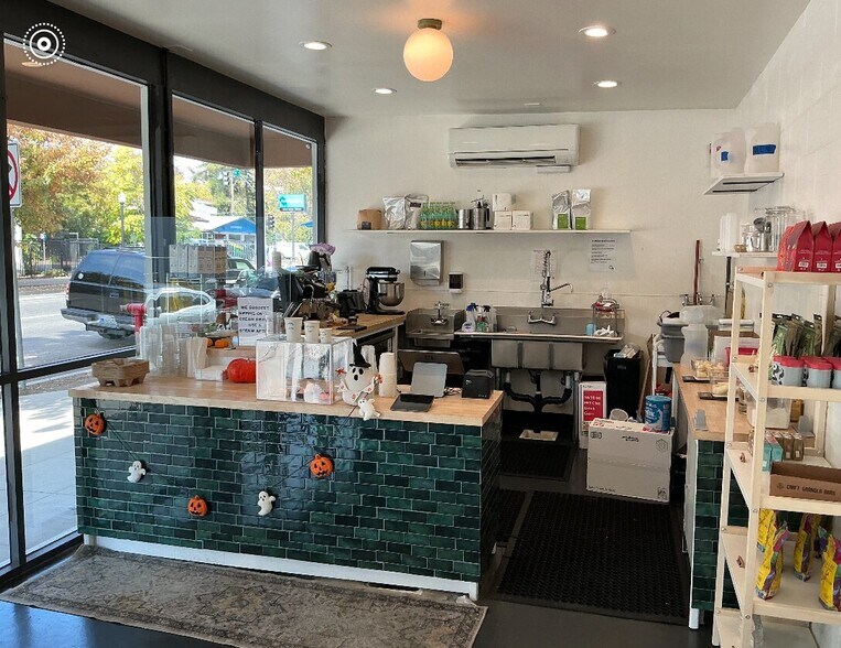 More Photos Of 609-611 16th St, Sacramento Apartments For Sale