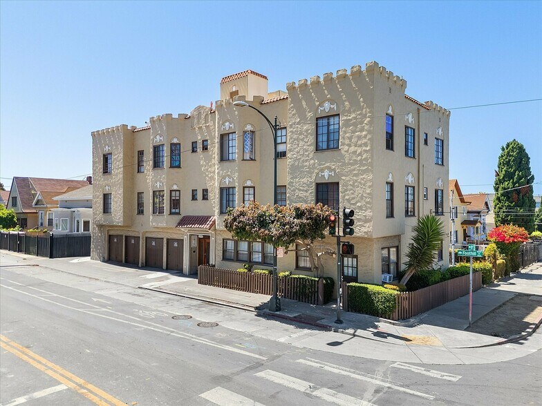 Primary Photo Of 1905 Foothill Blvd, Oakland Apartments For Sale