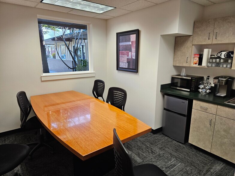More Photos Of 1311 W Northwood Center Ct, Coeur d'Alene Medical For Sale