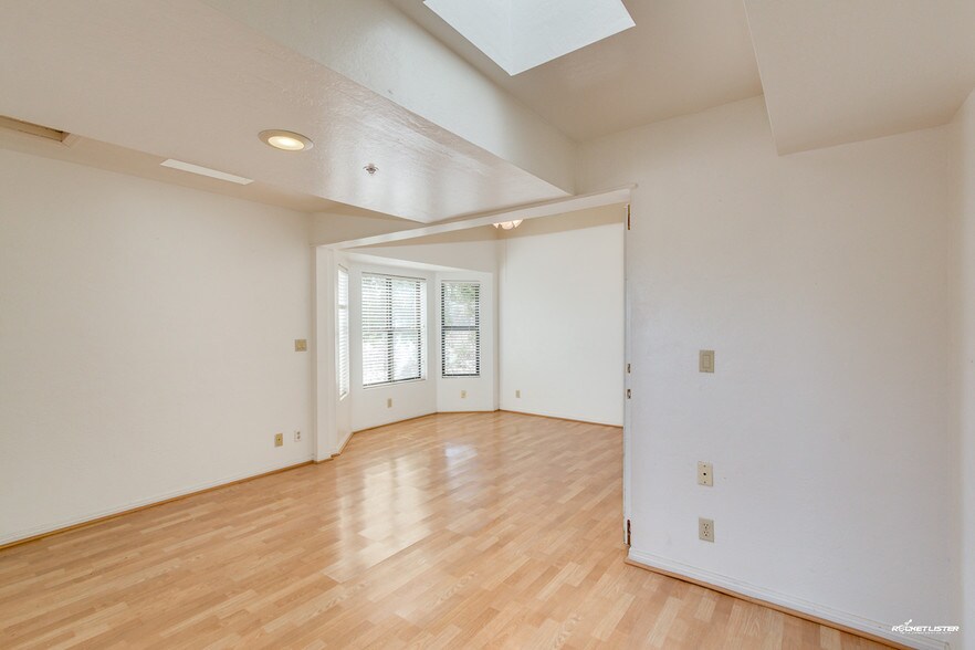 More Photos Of 14414 N 29th St, Phoenix Assisted Living For Lease