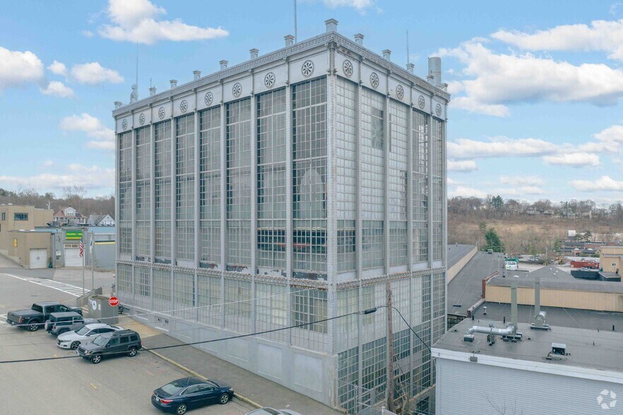 More Photos Of 100-240 Barber Ave, Worcester Manufacturing For Lease