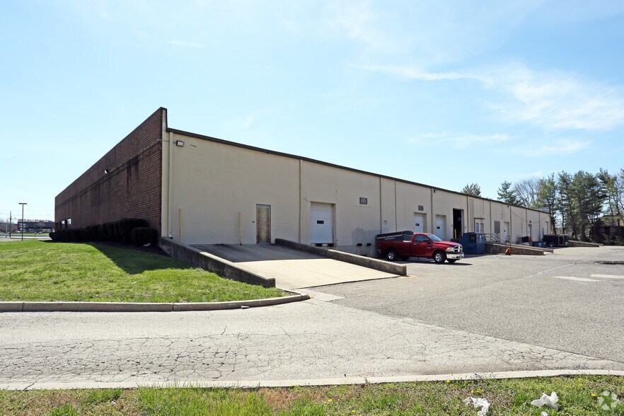 More Photos Of 119 E Kings Hwy, Maple Shade Township Light Distribution For Lease