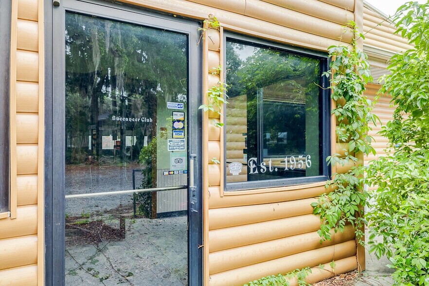 More Photos Of 1224 Buccaneer Club Rd NE, Townsend General Retail For Sale