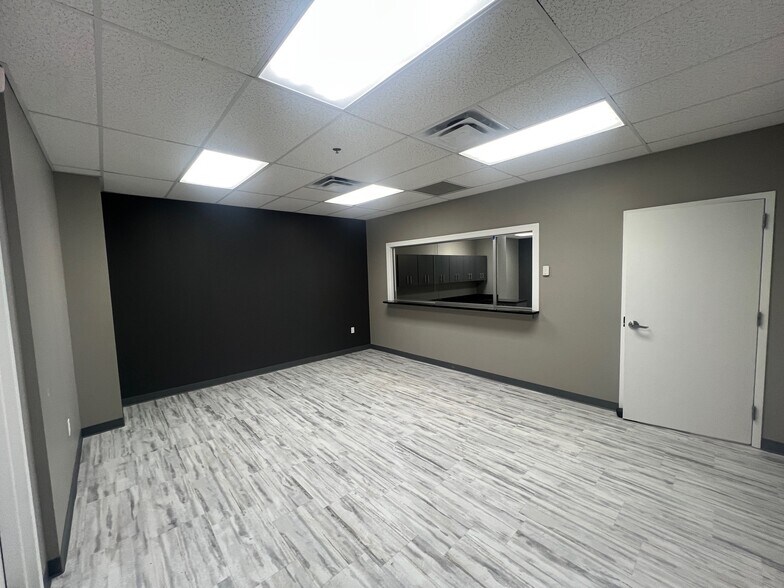 More Photos Of 4260 Glendale Milford Rd, Blue Ash Medical For Lease