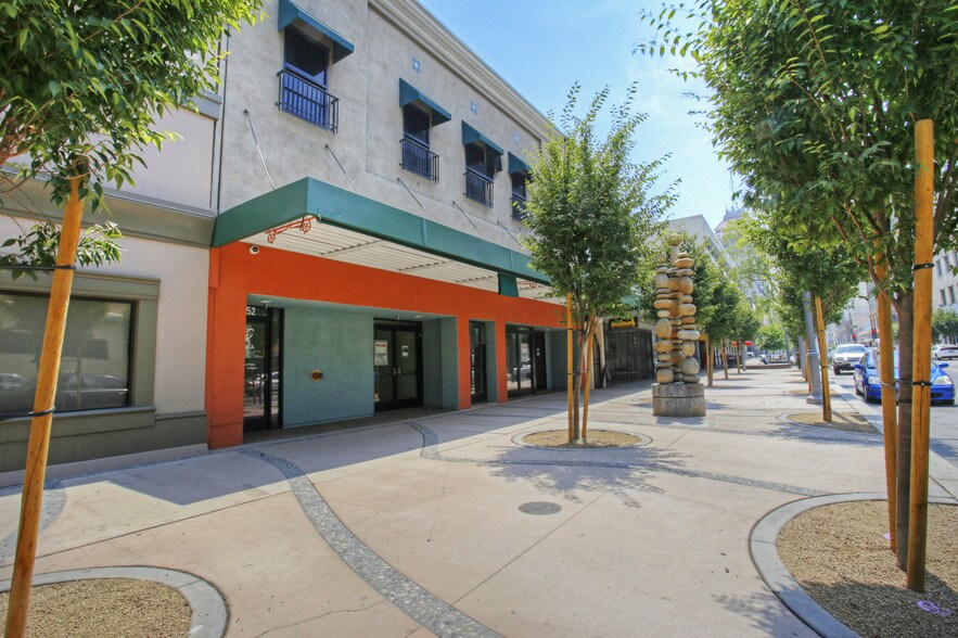 More Photos Of 1250-1252 FULTON St, Fresno Storefront Retail Office For Lease