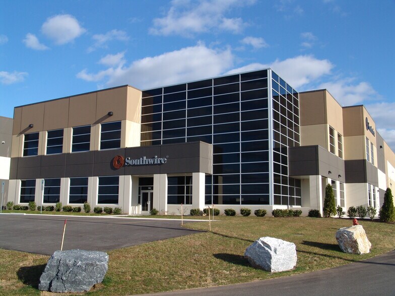 Primary Photo Of 1500-1510 Bartlett Dr, Manchester Industrial For Lease