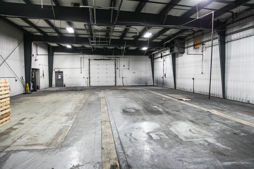 More Photos Of 139 Shields Dr, Bennington Manufacturing For Lease