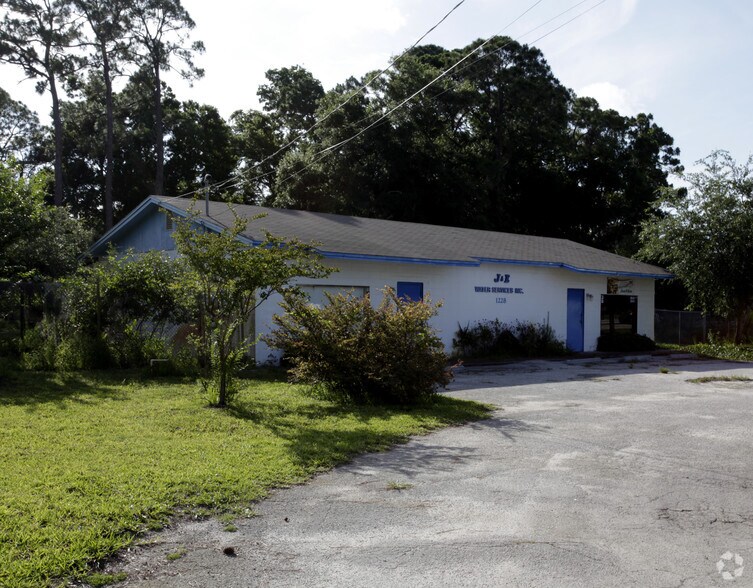 More Photos Of 1228 S Hopkins Ave, Titusville Office For Sale