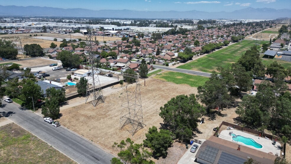 More Photos Of 0 Ponderosa Avenue Ave, Fontana Land For Sale