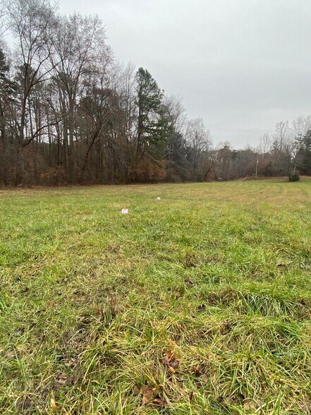 More Photos Of 163 Murphy Dr, Westminster Flex For Sale