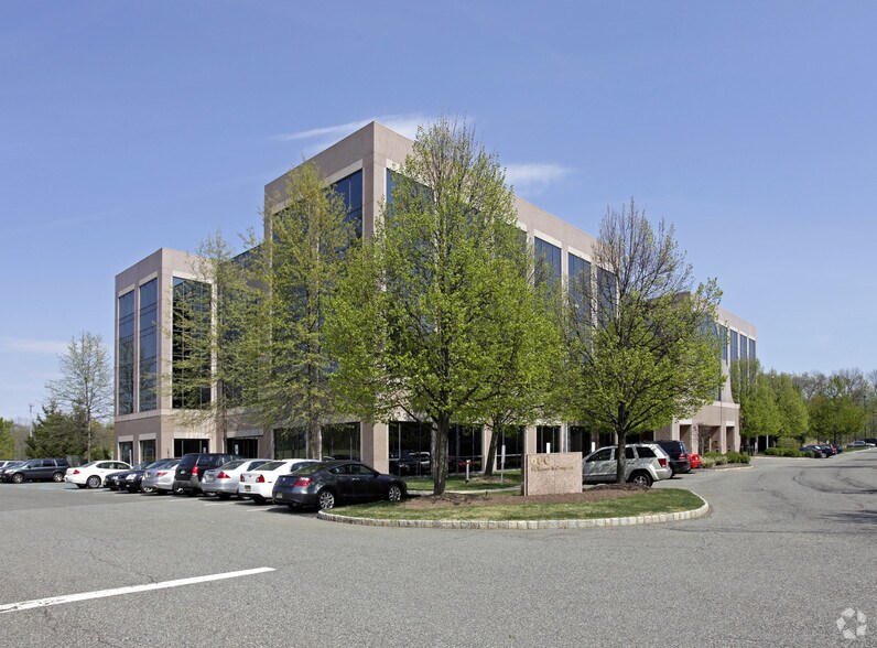 Primary Photo Of 200 Campus Dr, Florham Park Unknown For Lease