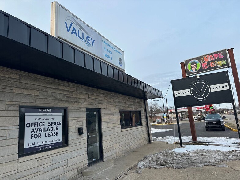 More Photos Of 2219 Wabash Ave, Terre Haute Light Manufacturing For Lease