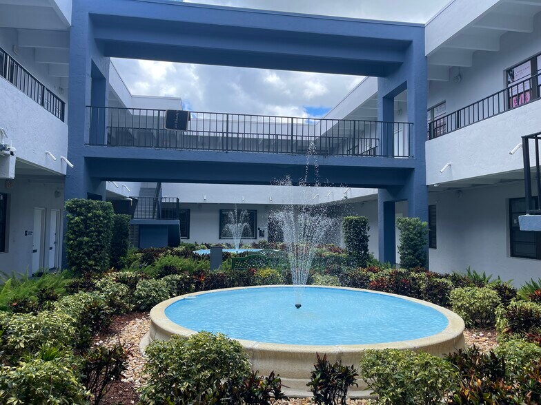 More Photos Of 13550 SW 88th St, Miami Medical For Lease