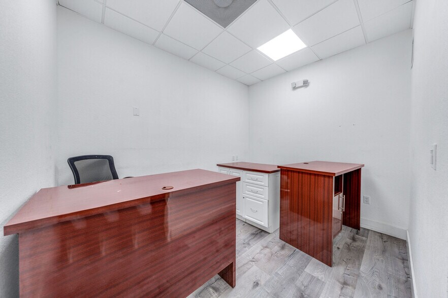 More Photos Of 7101-7165 W Flagler St, Coral Gables Unknown For Lease
