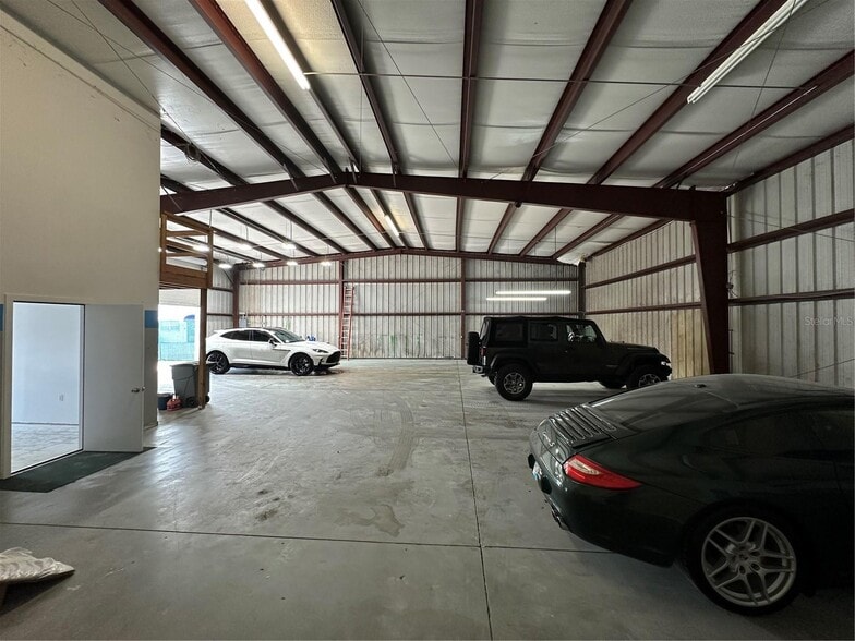 More Photos Of 4457-4459 Holden Rd, Lakeland Warehouse For Sale