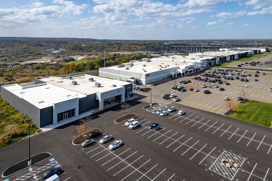 More Photos Of 5638-5772 Transportation Blvd, Garfield Heights Unknown For Lease
