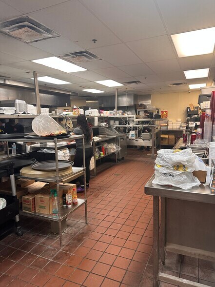 More Photos Of 4050 NW Federal Hwy, Jensen Beach Restaurant For Sale