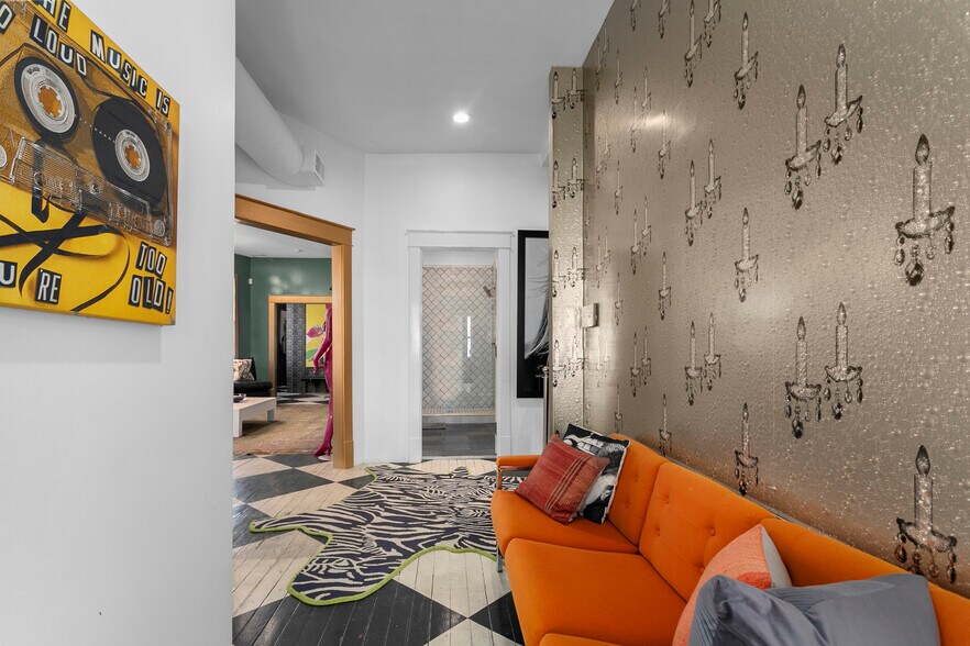 More Photos Of 120-122 W 5th St, Kansas City Storefront Retail Residential For Sale