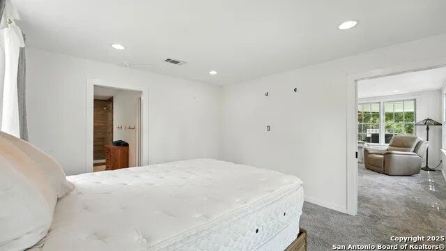 More Photos Of 105 NW River Rd, Martindale Specialty For Sale