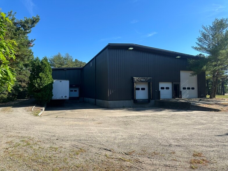 Primary Photo Of 22 A St, Edgartown Warehouse For Sale