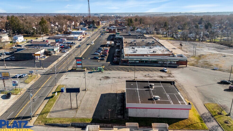 More Photos Of 3501 Mahoning Ave, Youngstown Freestanding For Sale