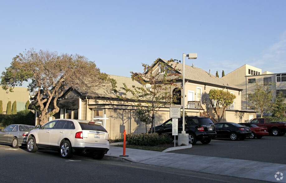 More Photos Of 1414 Everett St, Alameda Office For Sale