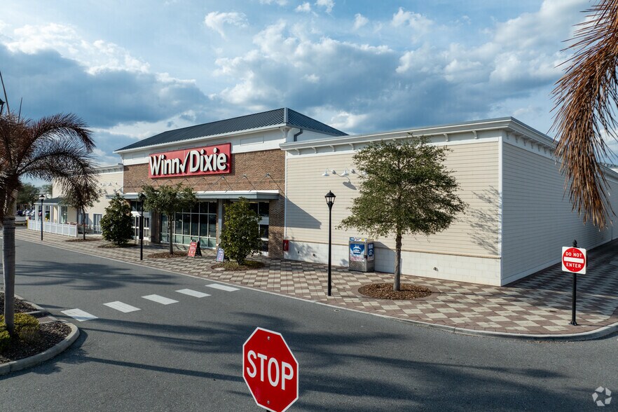 More Photos Of Longwood-Lake Mary Rd, Lake Mary Unknown For Lease