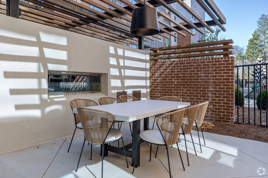 More Photos Of 1350 Dresden Dr, Brookhaven Apartments For Lease