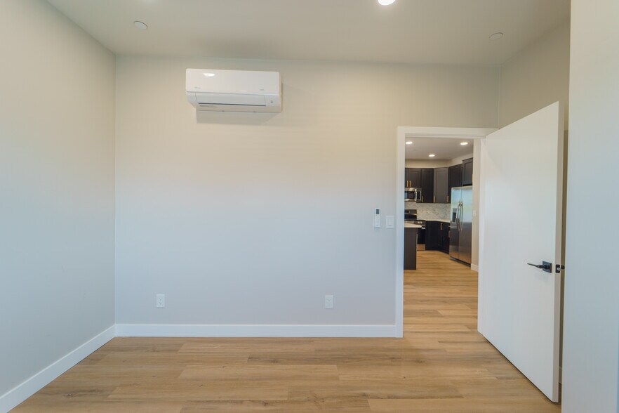 More Photos Of 3363 A St, San Diego Apartments For Sale
