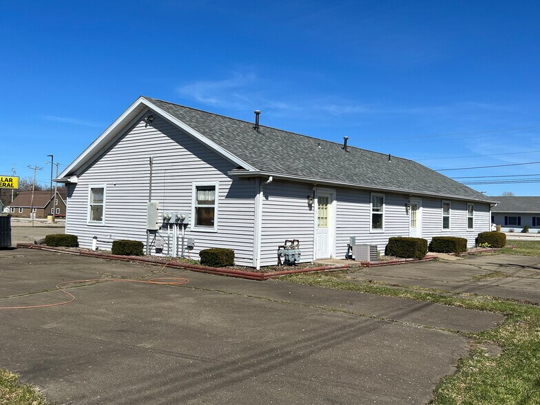 More Photos Of 1580 Lake St, Lake City Office For Sale