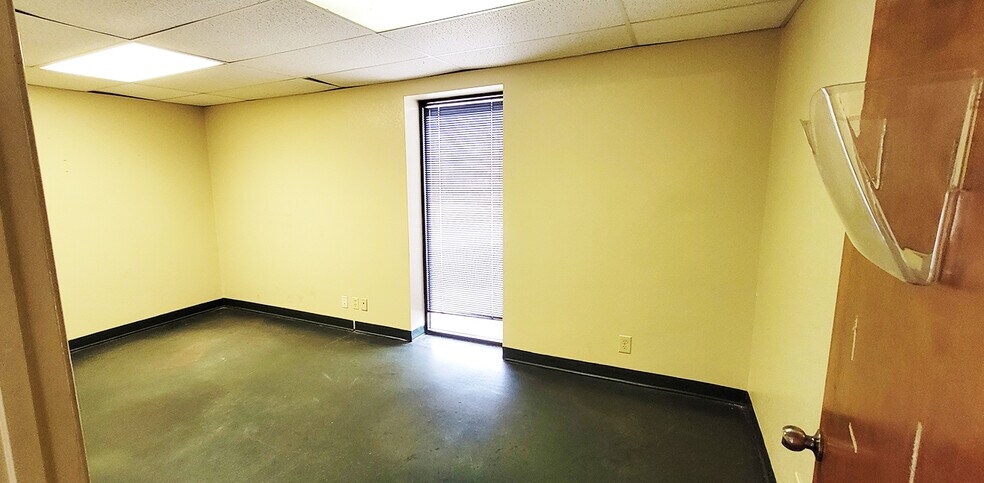 More Photos Of 6099 FM 2767, Tyler Industrial For Lease