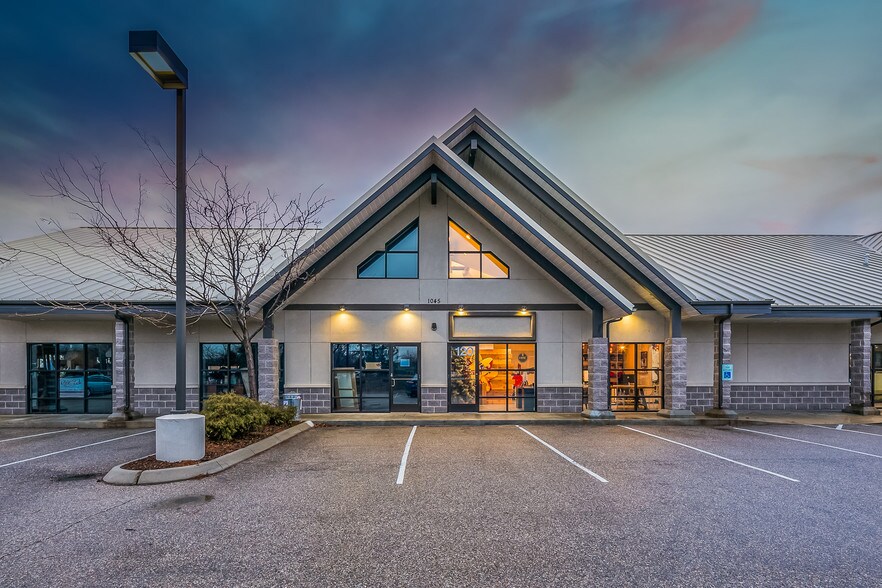 Primary Photo Of 1045 Ancona Ave, Eagle Flex For Sale